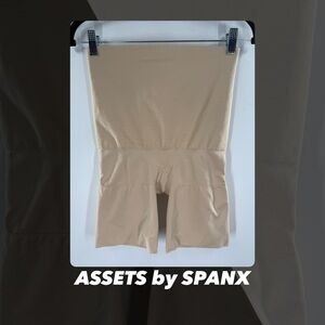 NWOT Assets By Spanx Naked 1X Shaping High Waist Shorts
